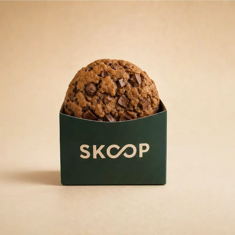 Cookie aux pépites de chocolat dans son étui SKOOP